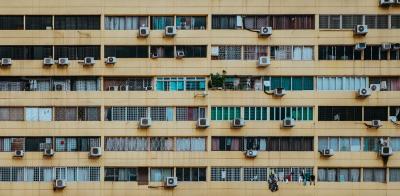 Cooling will be crucial to adapt to climate change, but will increase the demand for electricity in cities during hot hours, depending on how much urban residents invest in energy-consuming air conditioners. Photo by StockSnap.