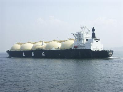 Ships like this transport liquefied natural gas (LNG) globally. LNG provides a growing share of international gas trade because it can be shipped more widely across regions. Photo by Photozou (https://commons.wikimedia.org/wiki/Category:Images_from_Photozou); licensed under Wikimedia Creative Commons Attribution 2.1 Japan (https://creativecommons.org/licenses/by/2.1/jp/deed.en) license.