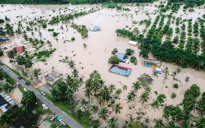 Floods are among the most common natural disasters, impacting billions globally and causing significant damages. Image credit: Pok Rie | Pexels. 