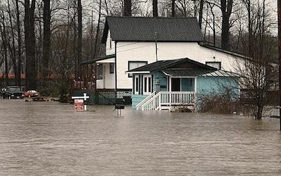 Snohomish River Flooding in Sultan, Washington (February 2020 ). Photo credit: Wikimedia Commons; Author: John Crowley. Date: 1 February 2020, 12:24:1. Licensed under: Creative Commons Attribution-Share Alike 2.0 Generic. 