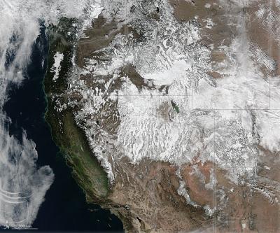 Machine learning models identified temperature-weighted precipitation as a key predictor of winter snowpack in mountains on the U.S. West Coast. 